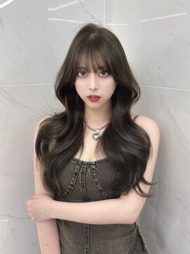 キティー サカエ(kiti SAKAE) グレージュ/レイヤーカット/ハッシュカット/オリーブベージュ/栄