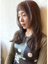 ヤエ 松山(YAE)&nbsp;オン眉バング×くびれミディアムレイヤー