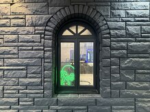 トラスティ(TRUSTY)の雰囲気（HIP HOPな外観&内観。）