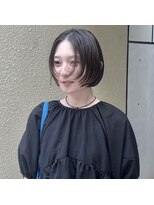イチサンサン(/ 133)&nbsp;顔周りに遊びのある大人ボブ [room02]