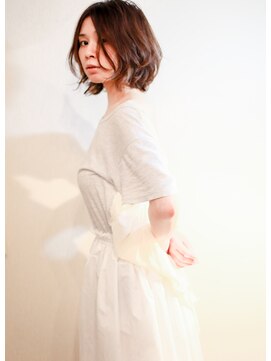 ホワイトルーム(White Room) 冬のフェミニンウェーブ♪