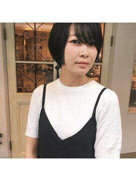 マウロア(MAULOA) ”コンパクト shortbob” 鈴木ちさと