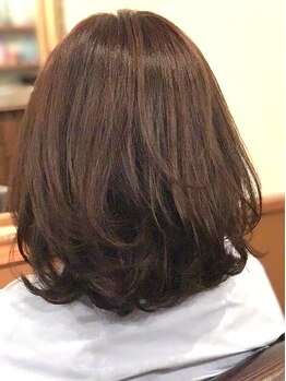 ヘア バー(HAIR BAR)の写真/《ハーブカラー+カット+ハホニコTr¥8100》髪と頭皮に潤いを与えるハ-ブカラ-でこなれた大人の女性を演出☆