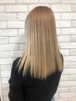 シュガー ヘアアンドネイル 仙台(SUGAR)&nbsp;ハイトーンブロンドベージュダブルカラーケアブリーチベージュ