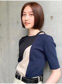 大人かわいいショートボブ 長め イルミナカラー 前髪あり 30代