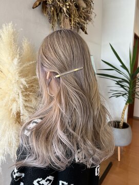 スタジオフィット(STUDIO FITTO) ・ミルクティーベージュブリーチカラー（ブリーチ2回以上）・