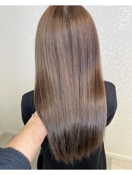 ヘアーアンドメイク ドレス(DRESS) イルミナカラー マリーン