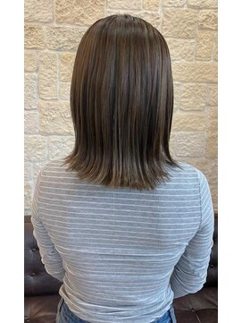 ヴァン カウンシル 川口店(VAN COUNCIL) ハイライト×切りっぱなしボブ