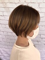 キーマン(KEYMAN)&nbsp;ショートボブ / 丸み / ひし形 / くびれヘア