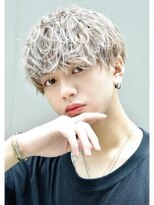 リップス レイ ギンザ(LIPPS Ray GINZA)&nbsp;ハイトーン刈り上げ前下がりマッシュ