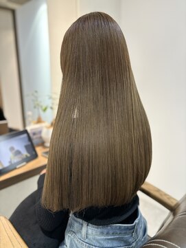 アールサロン 名駅(Rr SALON) ベージュカラー