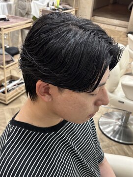 ボンドストーリールミエール(Bond Story lumiere) ニュアンスパーマカルマパーマフェザーパーマ刈り上げ