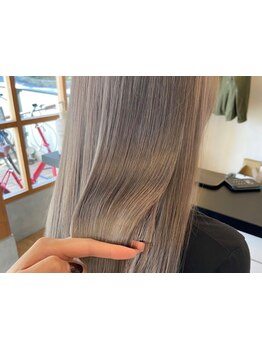 専門ケアリストが髪質に合わせてオーダートリートメントを提案。髪のお悩み・圧倒的ヘアケアならbe'leefへ!
