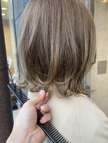 アリイ(ali'i)&nbsp;ハニーベージュ/ブロンドベージュ/外はねボブ/