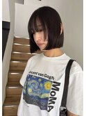 ミニボブパツっとステップカット顔まわりグレージュ切りっぱなし