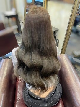 トロニー(TLONY) マットグレージュ/マットアッシュ/渋谷