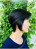 前下がりグラデーションショート