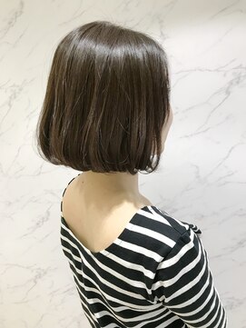 パティオン(PATIONN) 自然なストレートで作るワンカール大人前下がりボブ