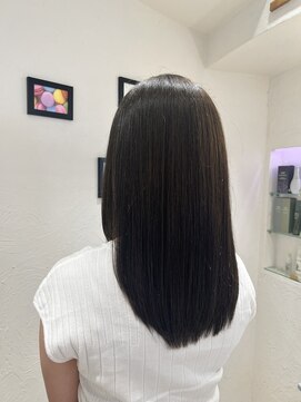 エクリ シセイドウ 麻布十番店(equri×SHISEIDO) 【麻布十番】アルティストで透明感たっぷりアッシュカラー♪