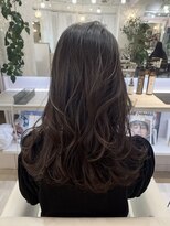 ローラント(Laurent)&nbsp;差がつくダークアッシュカラー