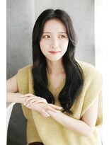 ダブルスタンダードプラスエヌ(W-STANDARD+n)&nbsp;20代30代40代　長くゆるい黒のロング【松山】＃837