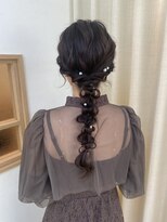 ソノ(sono)&nbsp;編み下ろし　ローポニー　ポニーテール　玉ねぎヘア　参列ヘア
