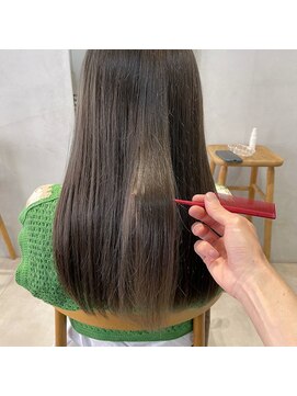 ミント(mint) ダブルカラーで出来るピスタチオグレージュ！