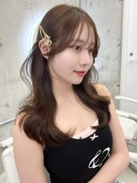 アリュウル 表参道 青山(Allure)&nbsp;大人可愛いくびれヘア＊薄め前髪カット顔まわりカット後れ毛