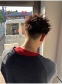 スパイキーショート刈り上げバーバースタイルメンズショート