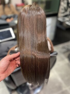 トイロ 武蔵小杉(Toiro) 大人可愛い透明感うる艶レイヤーカットくびれロングレイヤー