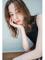 ギークス(GEEKS)&nbsp;【GEEKS渋谷】顔周りレイヤー/グレージュ/伸ばしかけロング/小顔