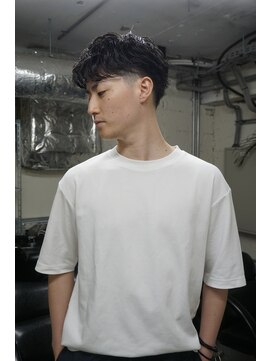 ノラ シブヤ(NORA) メンズショートパーマフリンジカットテーパーフェードピンパーマ