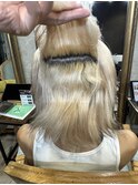 ブリーチ毛も高難易度縮毛矯正で艶髪ストレートに変身♪