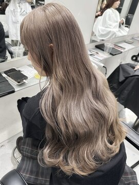 リムレスバイサンク 万代 新潟駅(LIMLESS by cinq) 新潟ミルクティーベージュホワイトブロンド顔周りレイヤー韓国◆