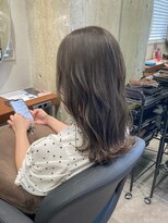 イルダバイグラッシー センター北(iluda by glassi) オリーブグレージュ【中村隆寛】