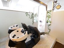 アドナインス(Add9)の雰囲気(YUMEシャンプー台,魔法のバブル(マイクロバブル)導入店【marbb】)
