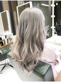 ミルクティーアッシュベージュくびれセミディ☆ブリーチWカラー