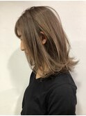 clanハイトーンベージュ　外ハネ小顔フレンチボブ