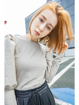 サングース(Sungoose) ミディアムヘア暗めカラーデザインカラーフェイスフレーミング