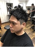 ツーブロックアップバングショートヘア