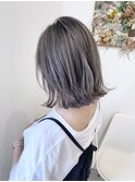 伸びかけのブリーチ グレーで自然なグラデーションに