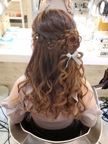 ヘアメイク エンカレッジ(HAIR MAKE encourage)&nbsp;お花とリボンのハーフアップ