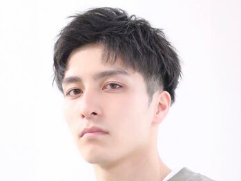 リット×ベリエ(Lit.×belier)の写真/ビジネスシーンでもお洒落なヘアスタイルを*時短で清潔感のあるパーマスタイルを提案*[メンズサロン]