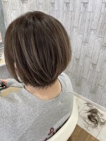 セレンディピティ(SERENDIPITY)&nbsp;SERENDIPITY グレージュ×前下がりショートボブ