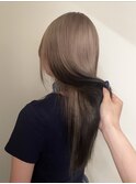 根本が明るいルーツカラー