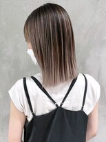ミディアム顔周りレイヤー前髪カットブリーチ_ba349241