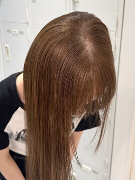 シア(sia) ベージュブラウン