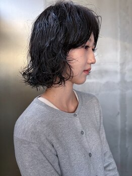 シーン(SINN.)の写真/お客様のライフスタイルや場面、シーンに合わせたスタイル造りをご提案。ナチュラルな中に"個性と遊び"を…