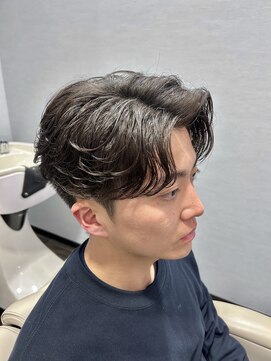 アクトプレミアヘアー栄(Act premier hair sakae) センターパート/フェザーパーマ