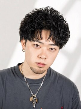 ヒロギンザバーバーショップ 新宿店(HIRO GINZA BARBER SHOP) コンマバング/束感ショート〈理容室〉